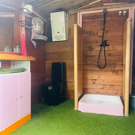 Indépendant Avec Parking Dans Un Quartier De Standing Proche De La